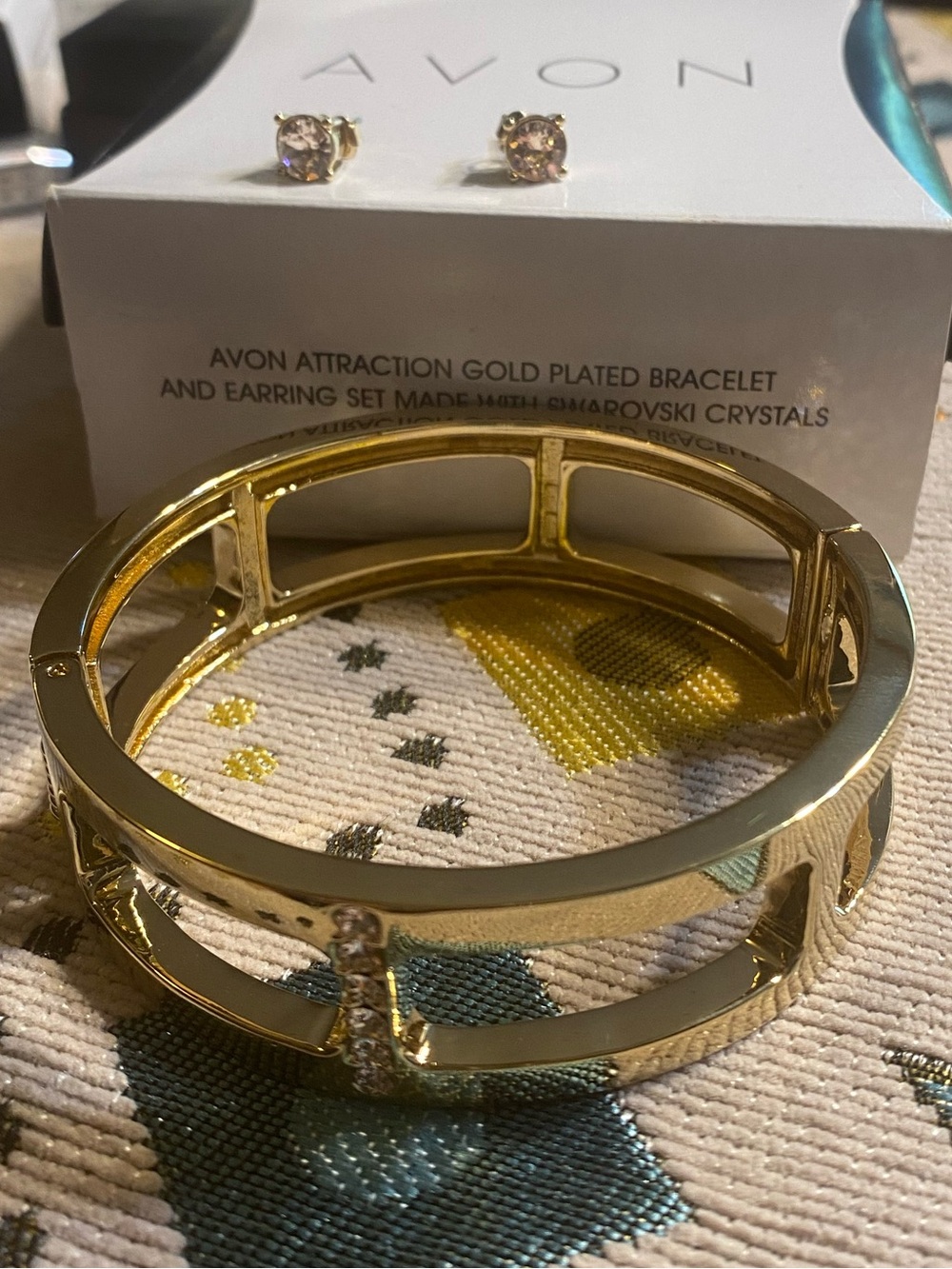 Avon Attraction Gold Plated Hinged Bracelet Stud Earrings Set Swarovski Crystals